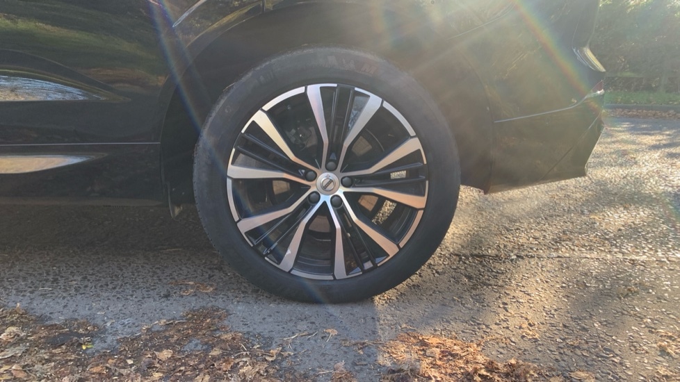 Used Volvo XC60 2022 for sale - 77099141: Photo 40