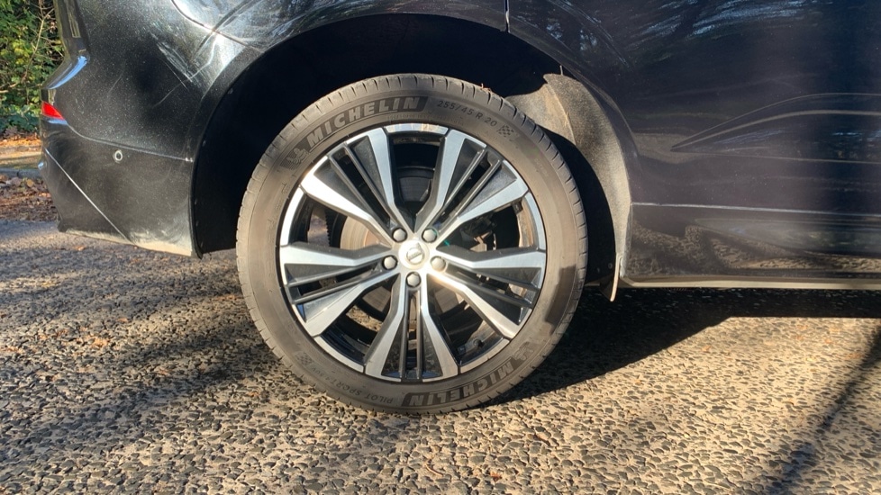 Used Volvo XC60 2022 for sale - 77099141: Photo 41