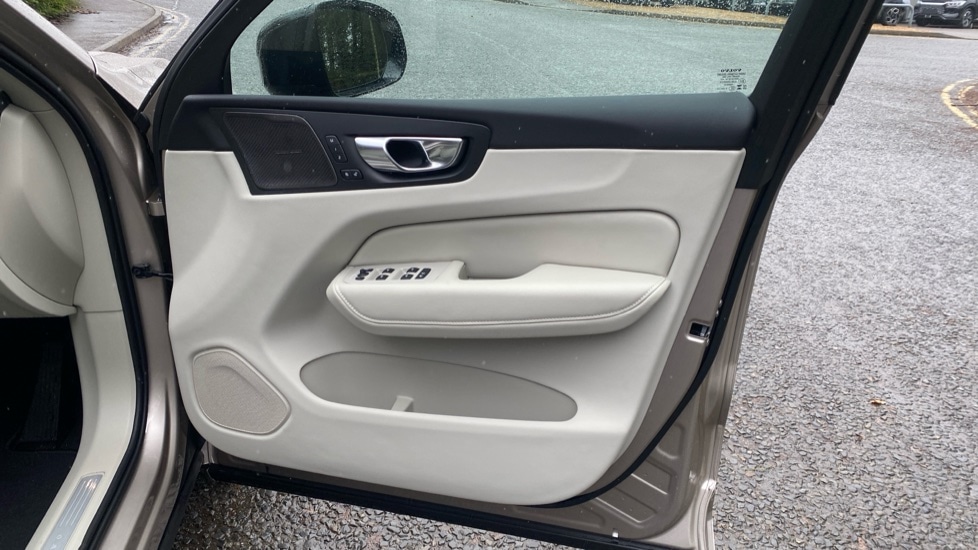 Used Volvo XC60 2026 for sale - 77848029: Photo 31