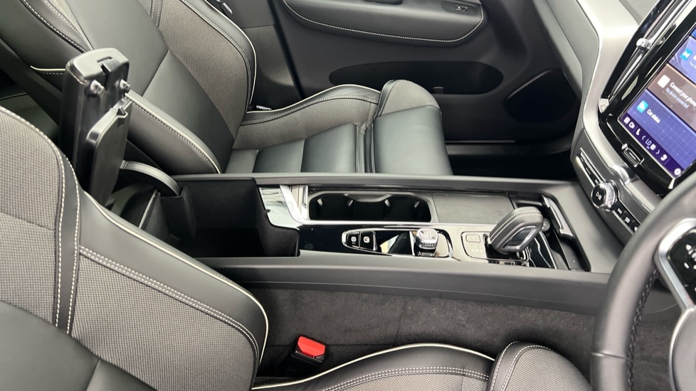 Used Volvo XC60 2021 for sale - 77312282: Photo 36