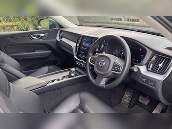 Used Volvo XC60 2022 for sale - 77848081: Photo