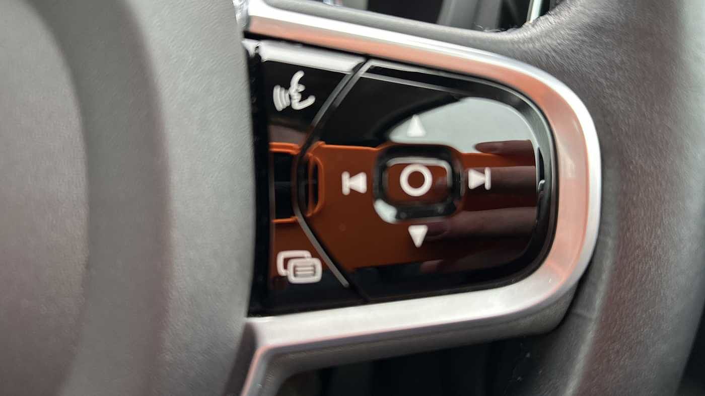 Used Volvo V60 2018 for sale - 77979062: Photo 19