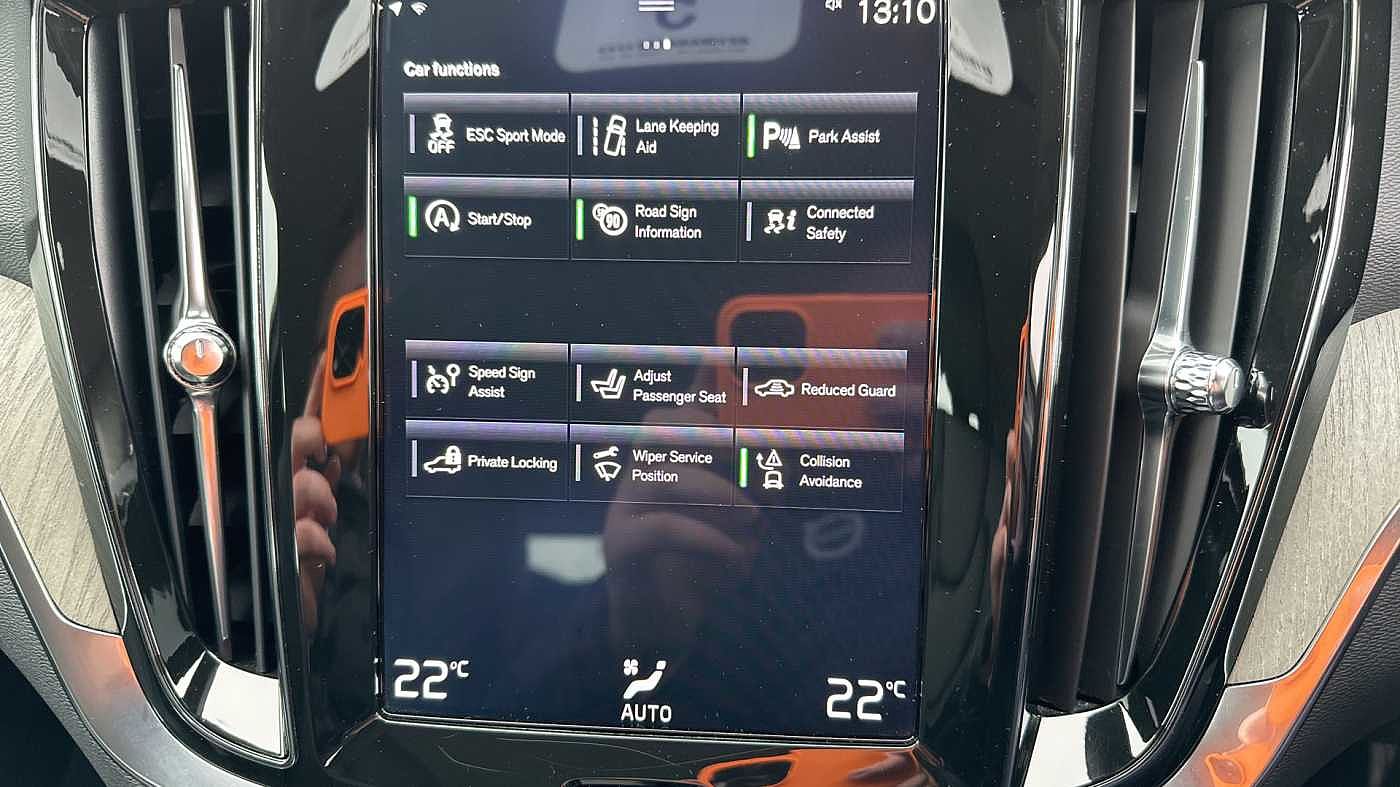 Used Volvo V60 2018 for sale - 77979062: Photo 22