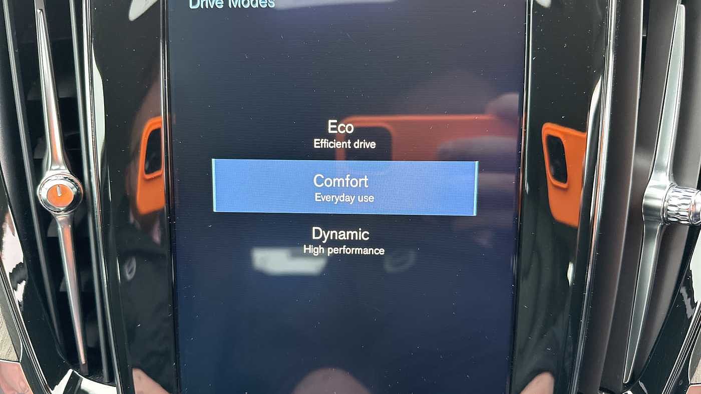 Used Volvo V60 2018 for sale - 77979062: Photo 28