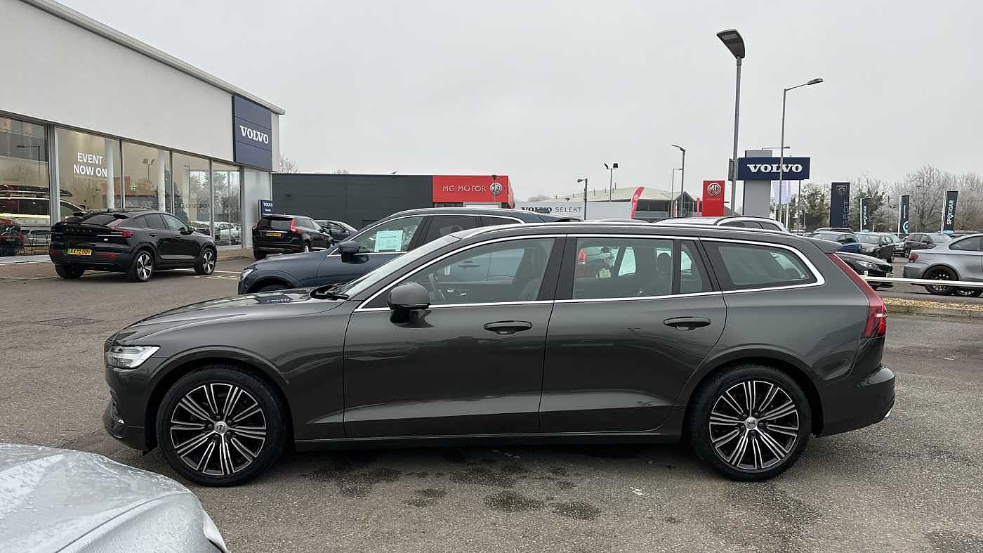 Used Volvo V60 2018 for sale - 77979062: Photo 6