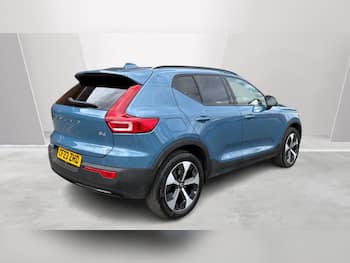 Used Volvo XC40 2023 for sale - 79521784: Photo