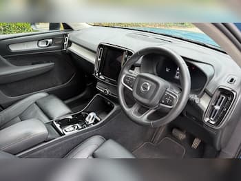 Used Volvo XC40 2023 for sale - 79521784: Photo