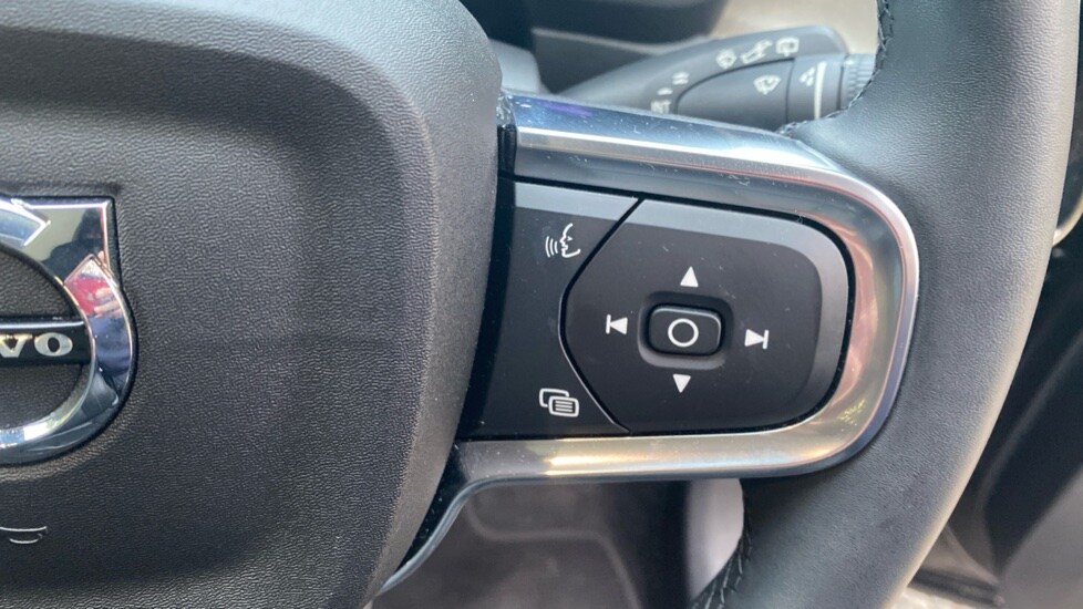 Used Volvo XC40 2023 for sale - 78206710: Photo 24