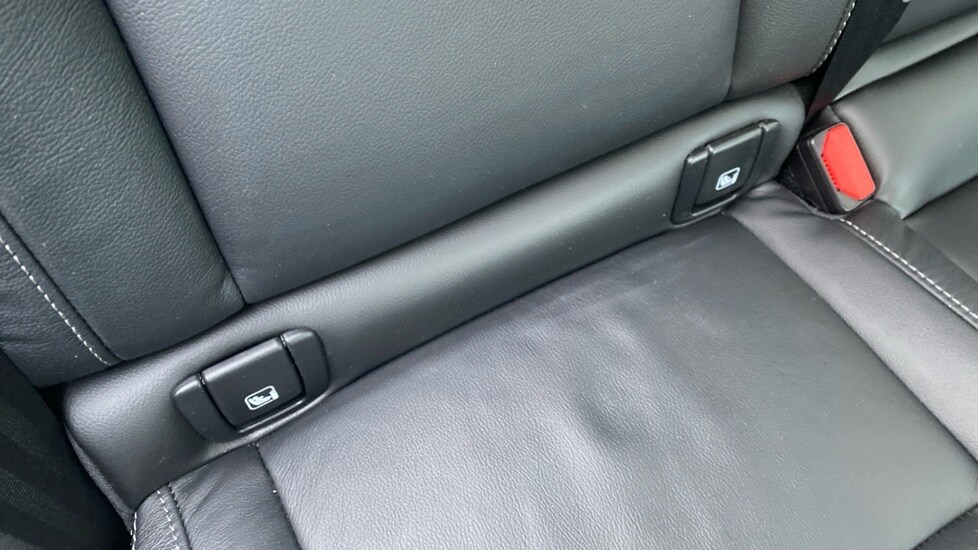 Used Volvo XC40 2023 for sale - 78206710: Photo 32