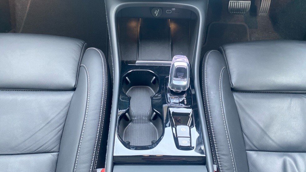 Used Volvo XC40 2023 for sale - 78206710: Photo 35