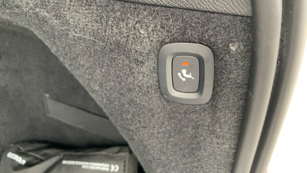 Used Volvo XC90 2023 for sale - 75996849: Photo 15