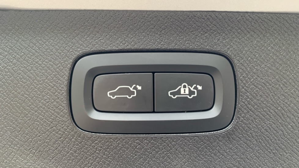 Used Volvo XC90 2023 for sale - 75996849: Photo 20