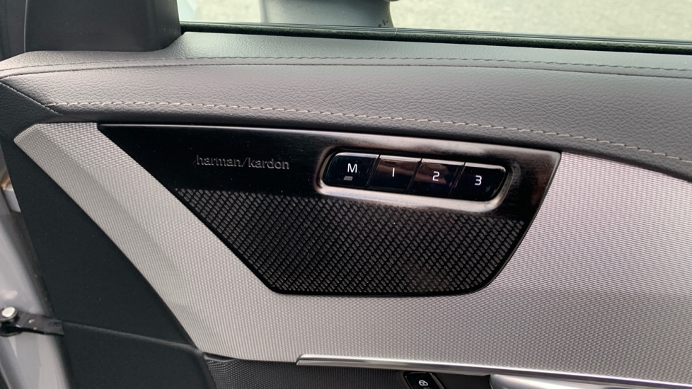 Used Volvo XC90 2023 for sale - 75996849: Photo 36