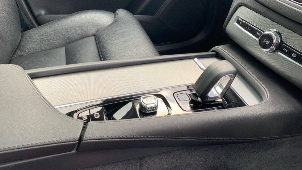 Used Volvo XC90 2023 for sale - 75996849: Photo 45