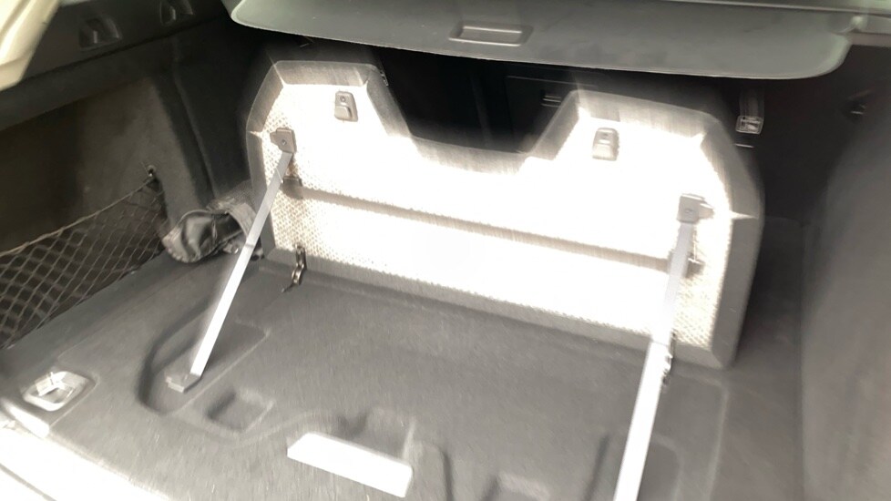 Used Volvo V60 2023 for sale - 77360547: Photo 17