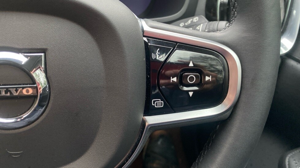 Used Volvo V60 2023 for sale - 77360547: Photo 28