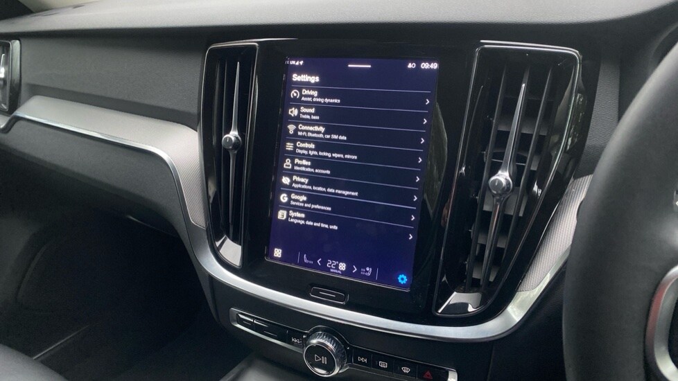 Used Volvo V60 2023 for sale - 77360547: Photo 39