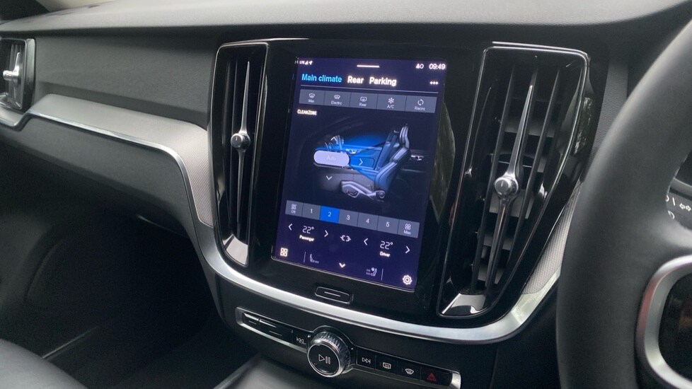 Used Volvo V60 2023 for sale - 77360547: Photo 40