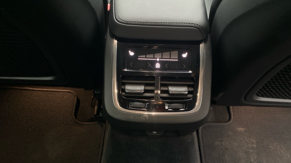 Used Volvo V60 2023 for sale - 77360547: Photo 45