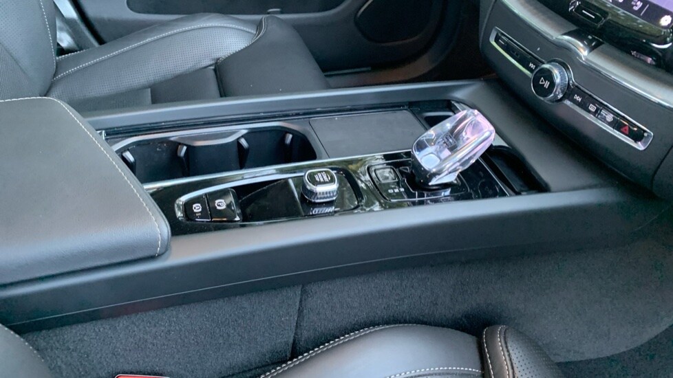 Used Volvo XC60 2025 for sale - 77706393: Photo 35