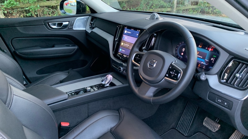 Used Volvo XC60 2025 for sale - 77706393: Photo 4