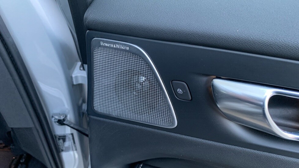 Used Volvo XC60 2025 for sale - 77706393: Photo 46