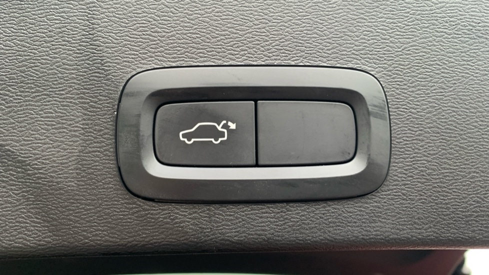 Used Volvo XC40 2021 for sale - 76971273: Photo 18