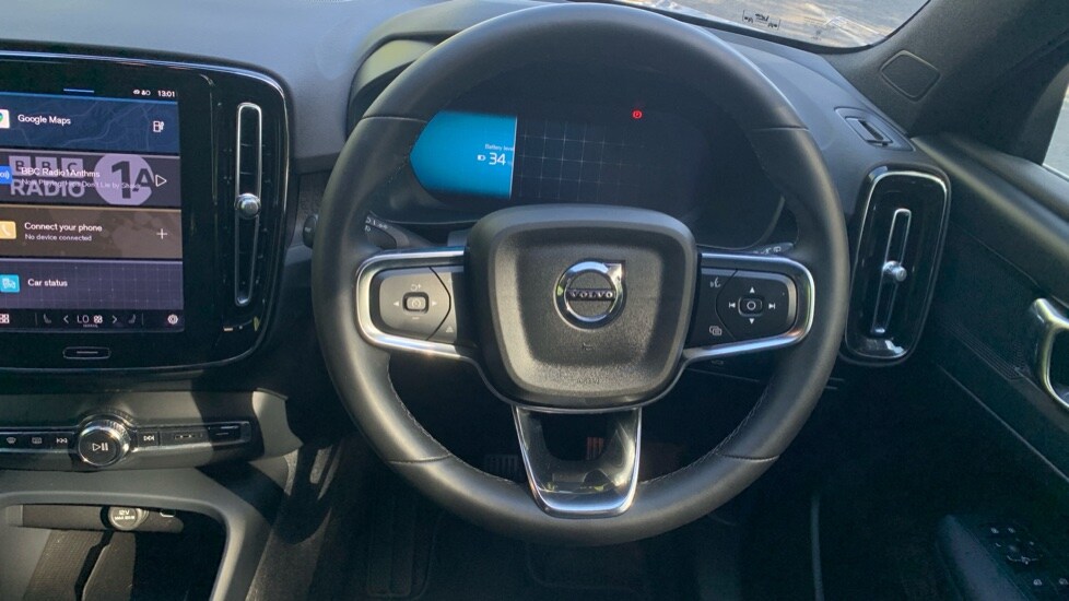 Used Volvo XC40 2023 for sale - 75967007: Photo 10