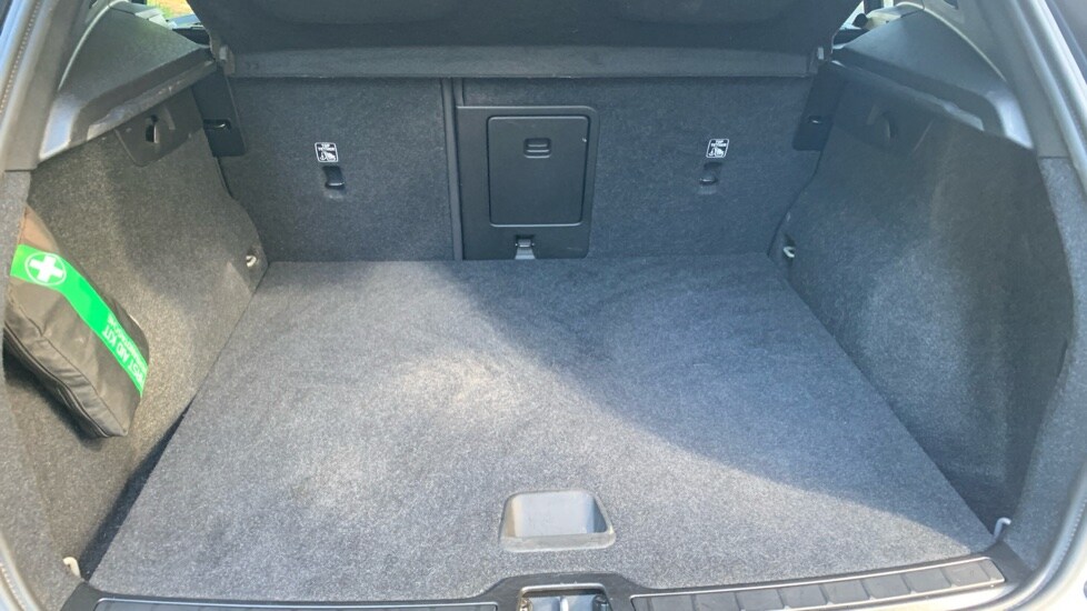 Used Volvo XC40 2023 for sale - 75967007: Photo 14