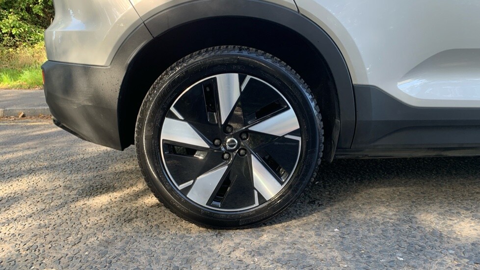 Used Volvo XC40 2023 for sale - 75967007: Photo 26