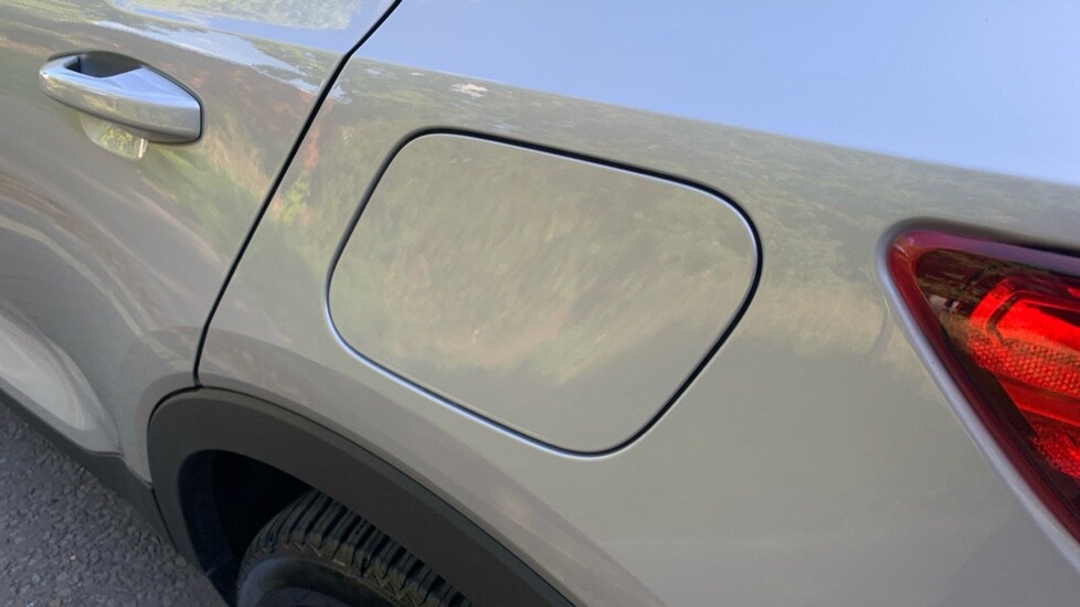 Used Volvo XC40 2023 for sale - 75967007: Photo 28