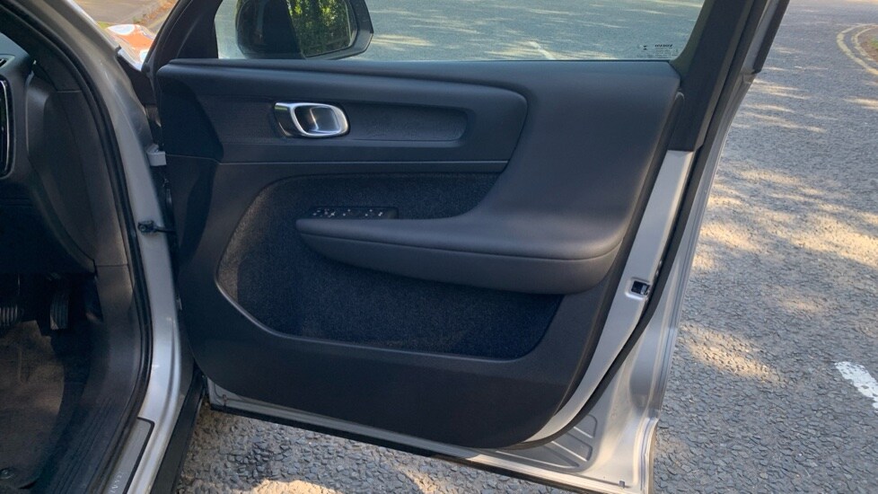 Used Volvo XC40 2023 for sale - 75967007: Photo 32