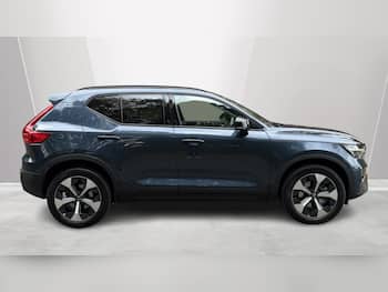 Used Volvo XC40 2026 for sale - 79742155: Photo