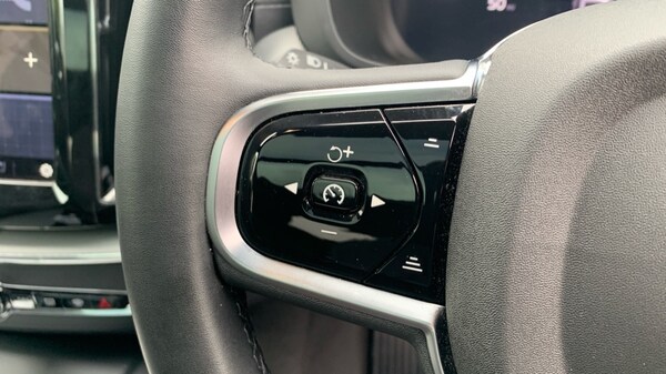 Used Volvo XC60 2024 for sale - 75558638: Photo 28