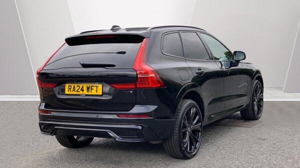 Used Volvo XC60 2024 for sale - 75558638: Photo 2