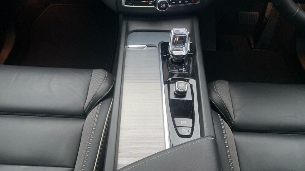 Used Volvo XC60 2025 for sale - 77725977: Photo 32