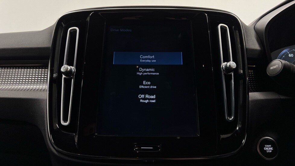 Used Volvo XC40 2020 for sale - 78074331: Photo 30