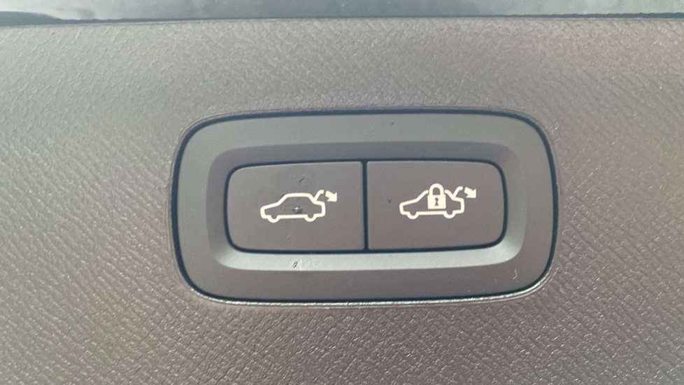 Used Volvo XC90 2025 for sale - 77552240: Photo 18