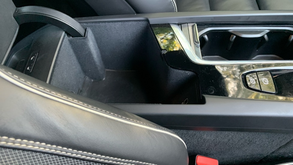 Used Volvo XC60 2022 for sale - 76780349: Photo 25