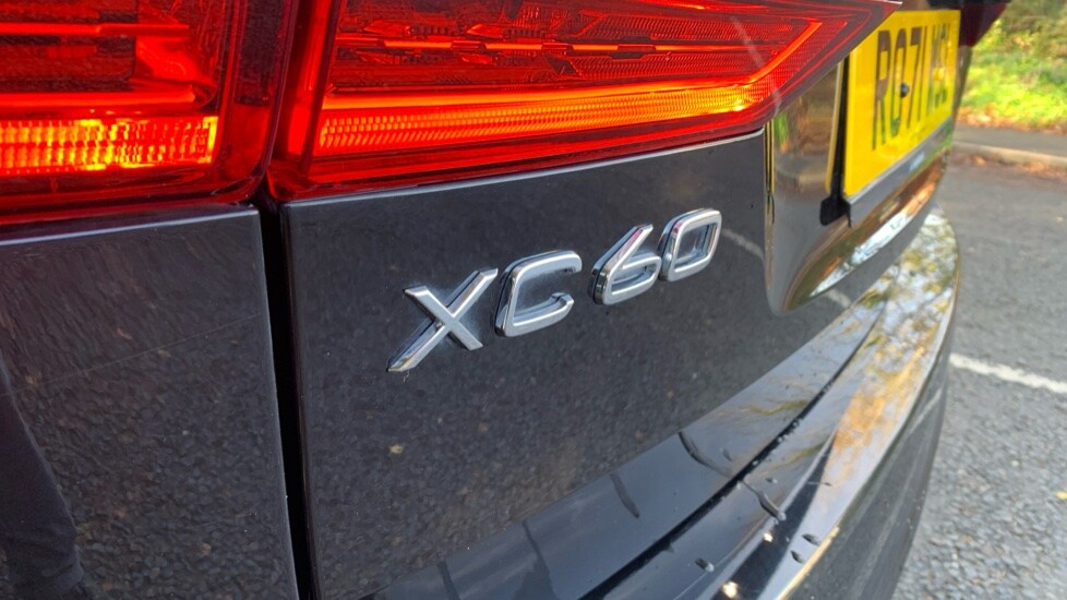 Used Volvo XC60 2022 for sale - 76780349: Photo 41
