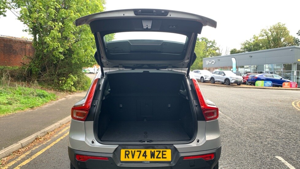 Used Volvo XC40 2024 for sale - 75929757: Photo 13