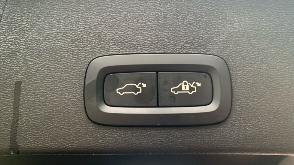 Used Volvo XC40 2024 for sale - 75929757: Photo 18