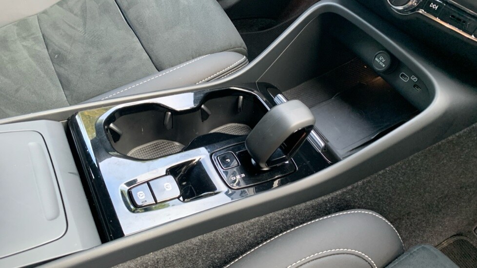 Used Volvo XC40 2024 for sale - 75929757: Photo 30