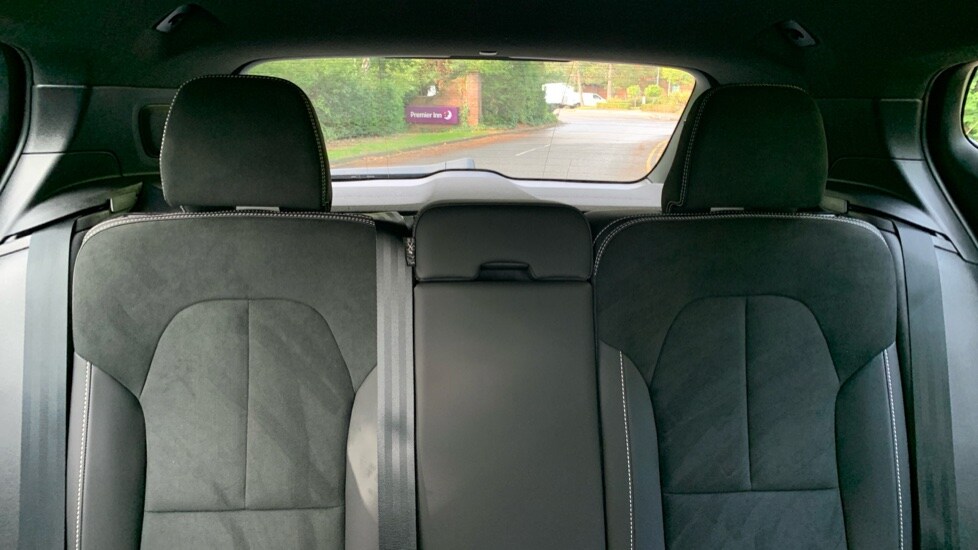 Used Volvo XC40 2024 for sale - 75929757: Photo 33