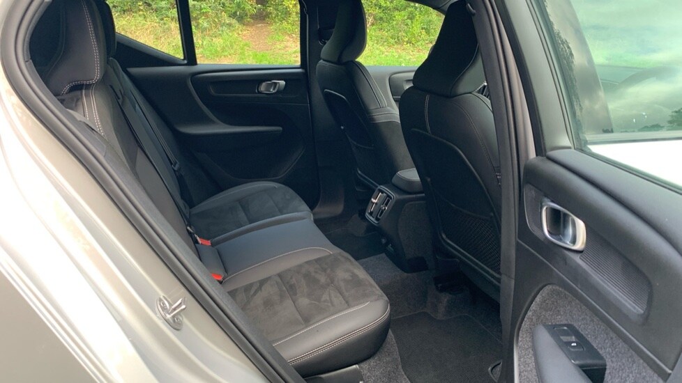 Used Volvo XC40 2024 for sale - 75929757: Photo 6