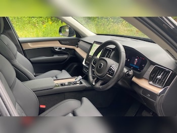Used Volvo XC90 2025 for sale - 78757364: Photo