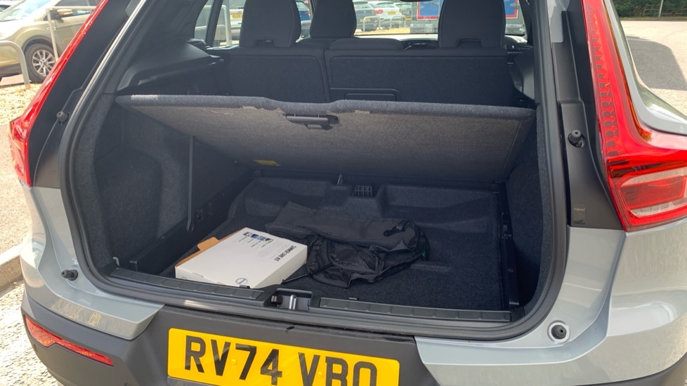 Used Volvo XC40 2024 for sale - 76493938: Photo 27