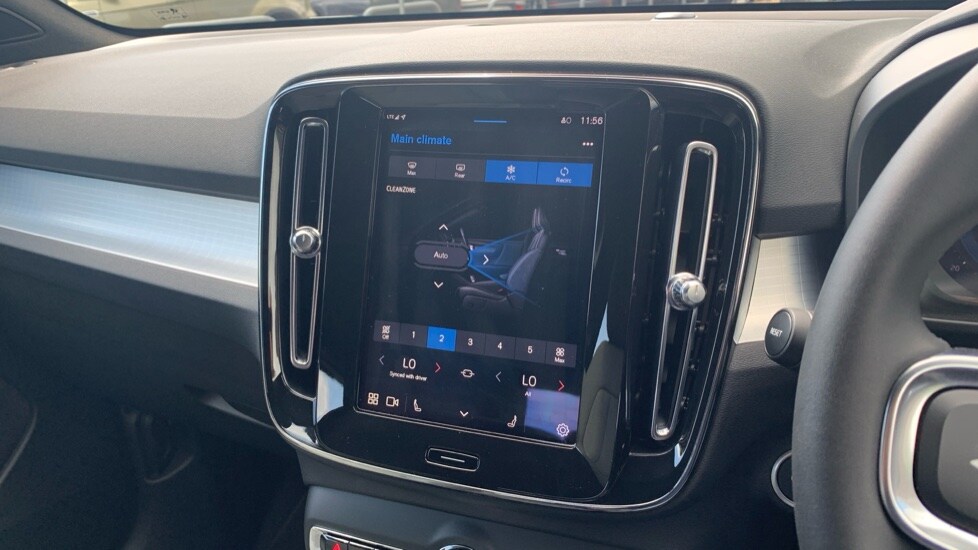 Used Volvo XC40 2024 for sale - 76493938: Photo 37