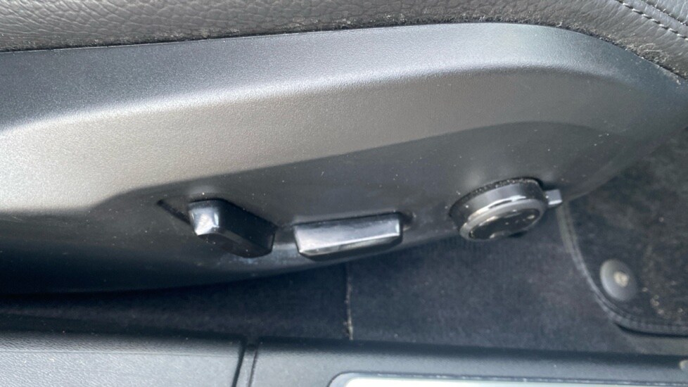 Used Volvo V90 2025 for sale - 77995034: Photo 24