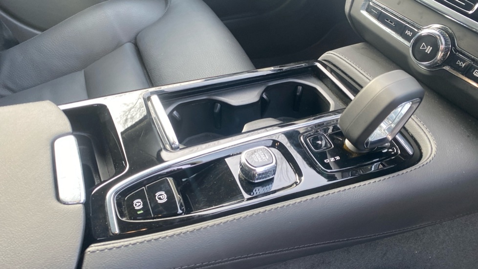 Used Volvo V90 2025 for sale - 77995034: Photo 30